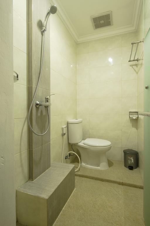 フランジパニ ホームステイ ヌサドゥア 部屋 写真